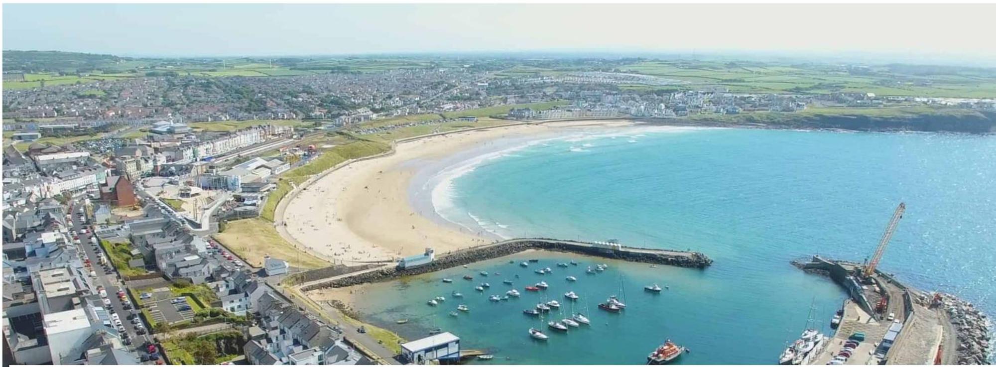 1 Dunluce Park - Portrush By The Sea Lägenhet Exteriör bild